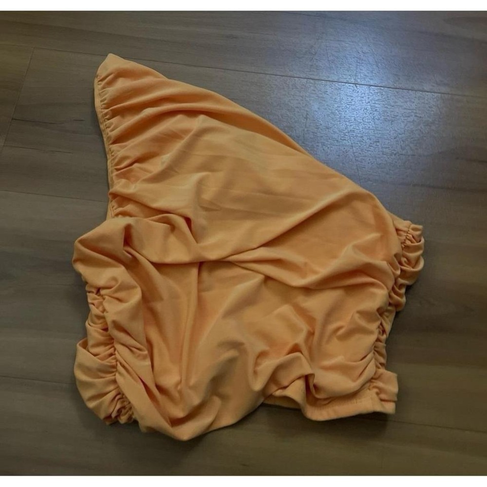 Womens NWT Express One Shoulder Ruched Orange Top Shirt - Picture 3 of 6
